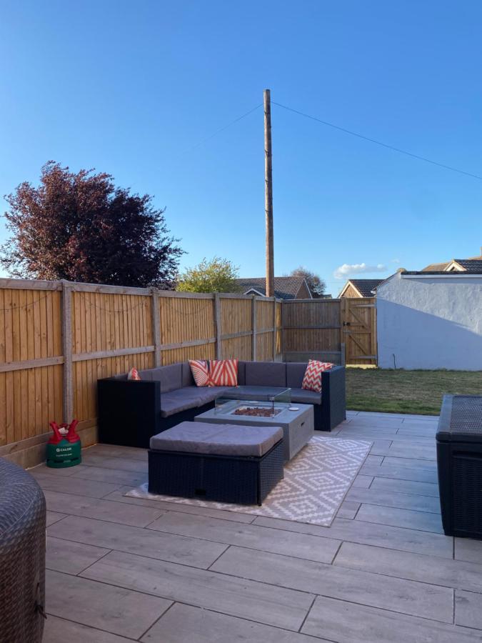 Luxury Recently Renovated 3 Bedroom Home In Sandwich Kent Екстериор снимка